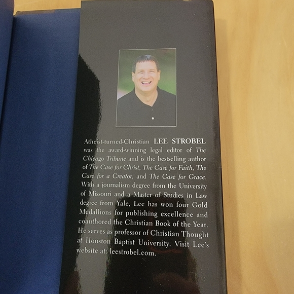 The Case for Miracles:Lee Strobel / Evidence for the Supernatural Hardcover Book - Picture 7 of 10